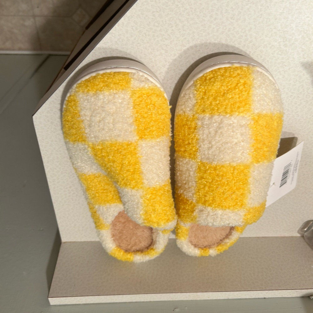 Cozy Yellow and White Kids Slippers